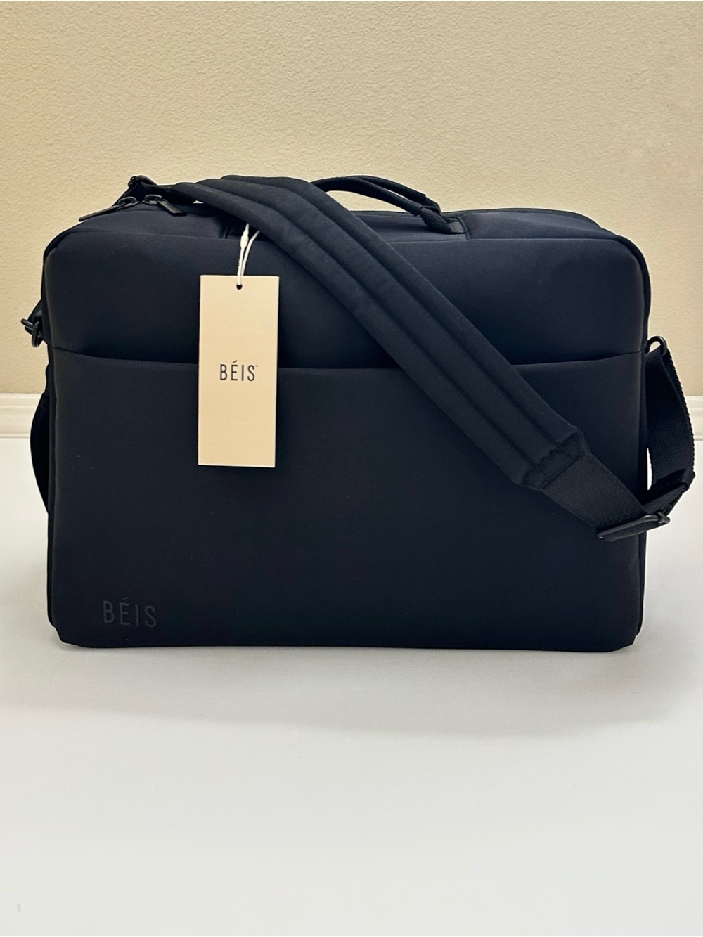 BEIS Black Travel Weekender Vacation Duffle Bag